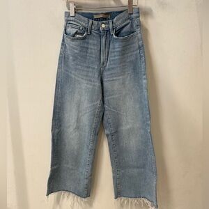 Joes Mia Wideleg